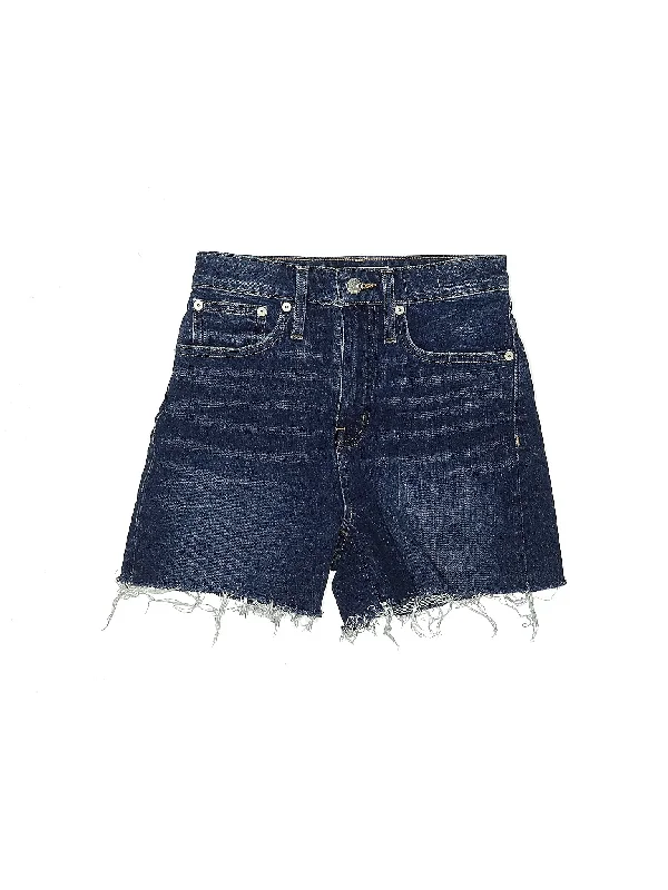 Low-Rise Denim Shorts in Dark Wash